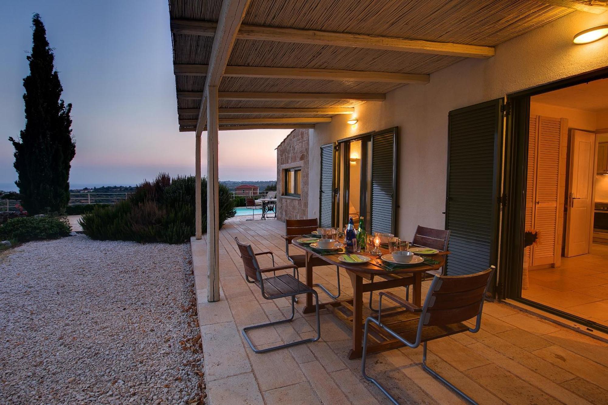 Ideales Resort Mousata Chambre photo